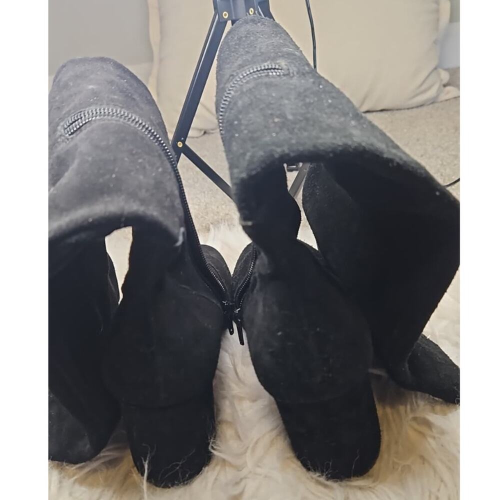 Essex Lane Suede Leather Knee High Boots Black Round Toe Heeled Boots Size 9 - Picture 4 of 6